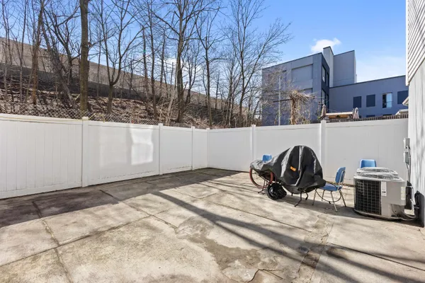 $3,199 | 23 Reynolds Avenue, Unit 1, Harrison, NJ 07029