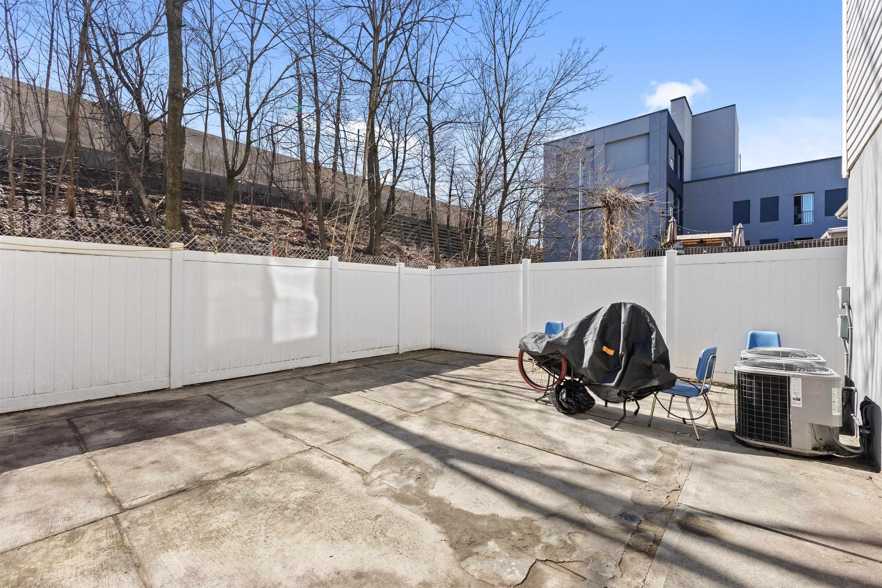 23 Reynolds Avenue, Unit 1 Harrison, NJ 07029 - Photo 22 of 23 a view of a terrace