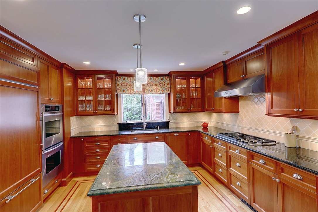 24 Intervale Road Providence, RI 02906 - Photo 15 of 40 Gallery Image 15