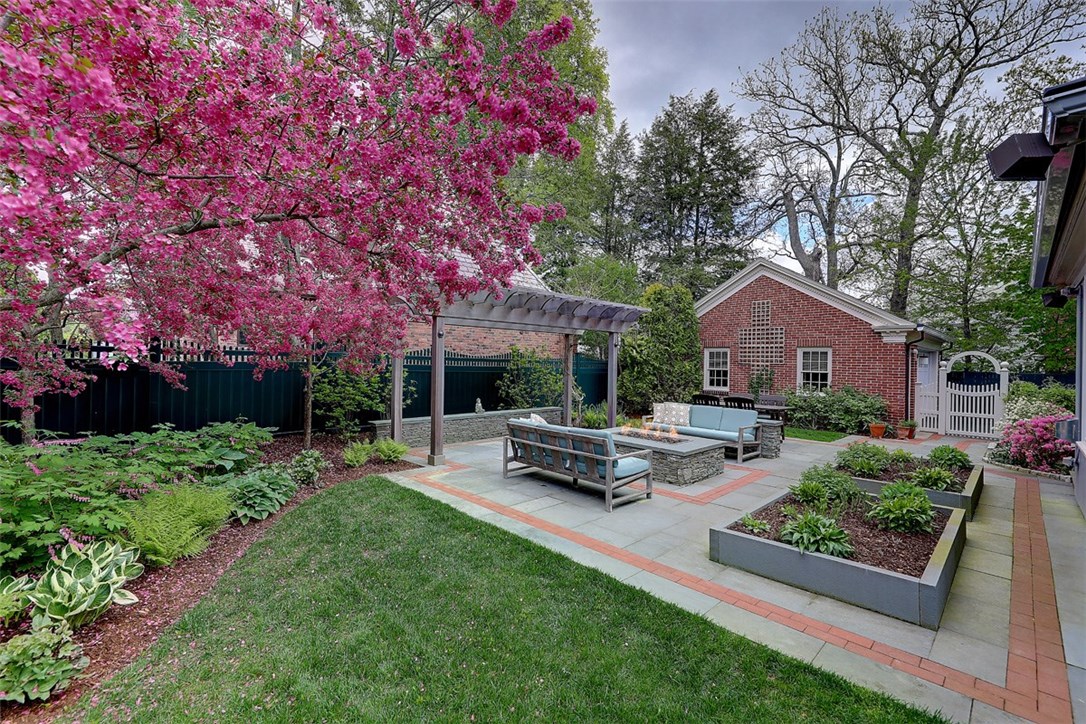 24 Intervale Road Providence, RI 02906 - Photo 36 of 40 Gallery Image 36