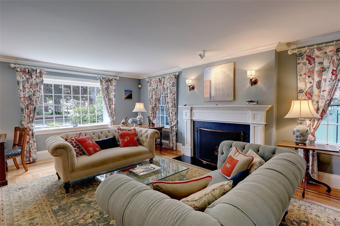 24 Intervale Road Providence, RI 02906 - Photo 7 of 40 Gallery Image 7