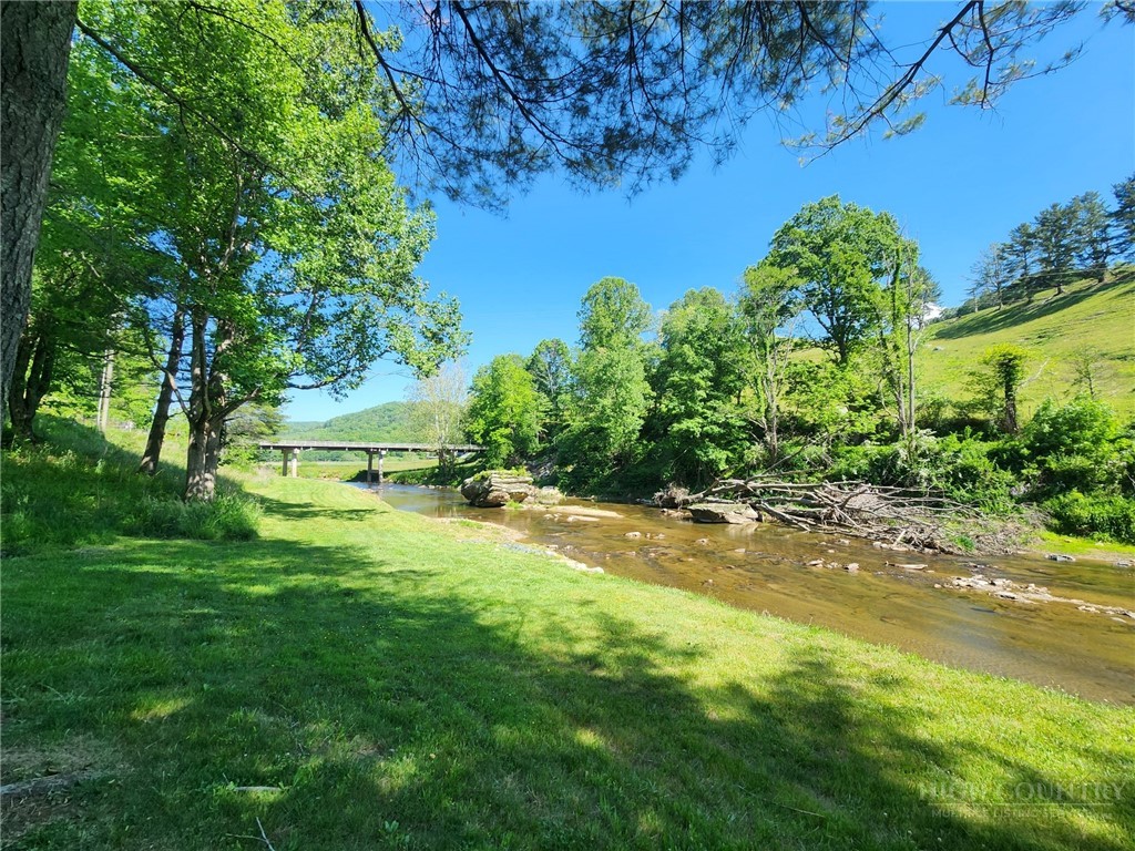 149 River Spring Road Sugar Grove, NC 28679 - Photo 31 of 38