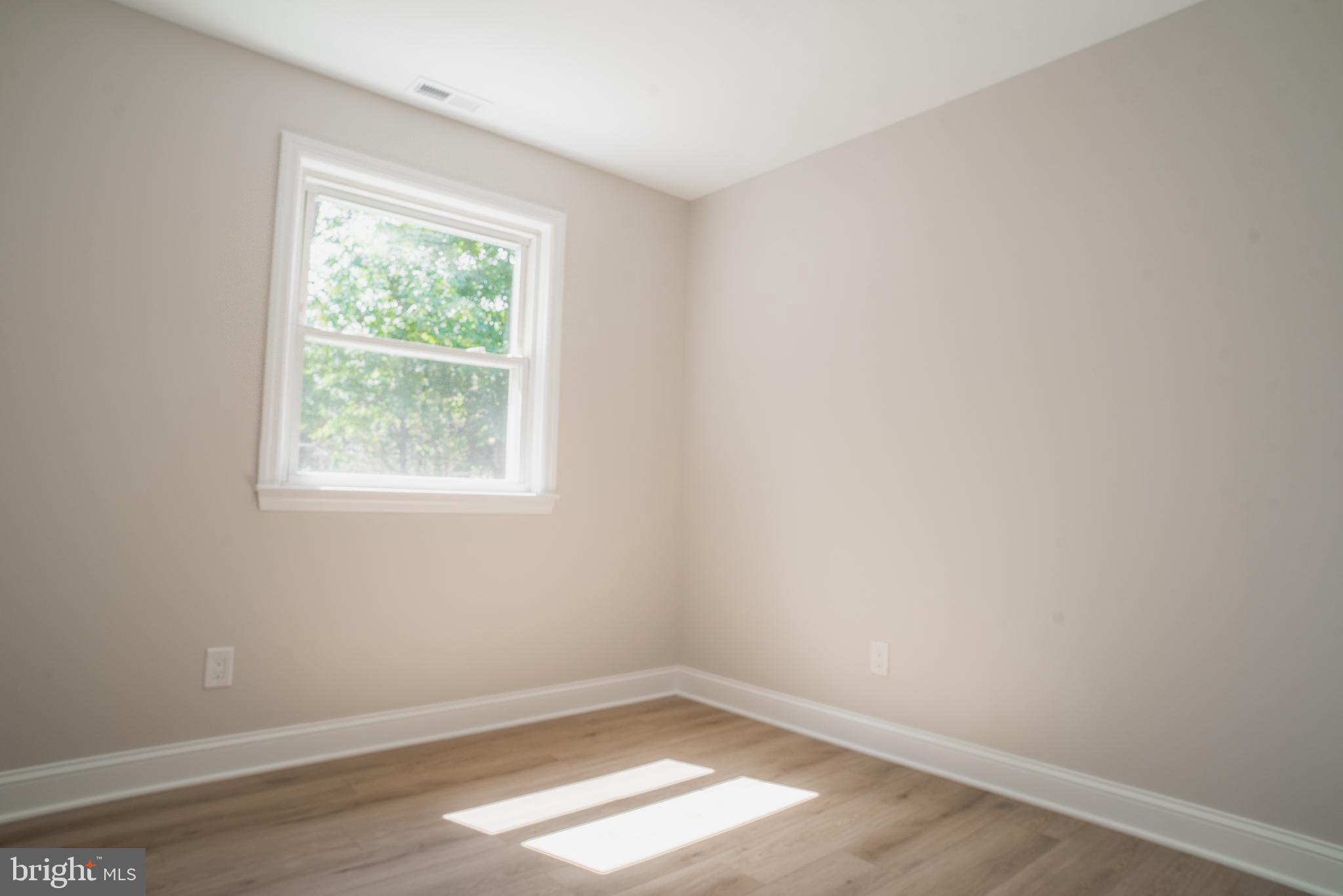 524 West Main Street Maple Shade, NJ 08052 - Photo 25 of 30 an empty room with a window