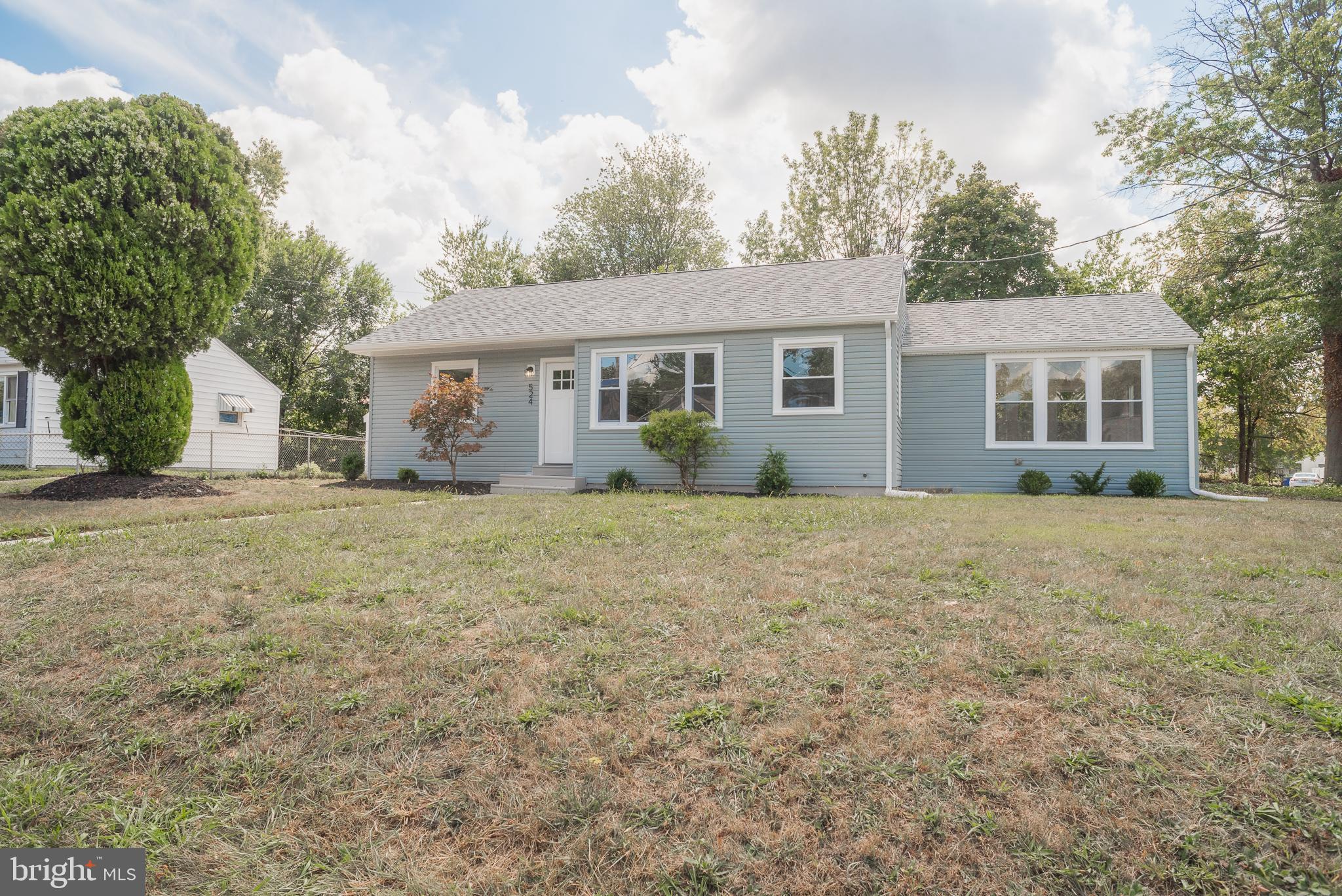524 West Main Street Maple Shade, NJ 08052 - Photo 4 of 30 front view of house with a yard