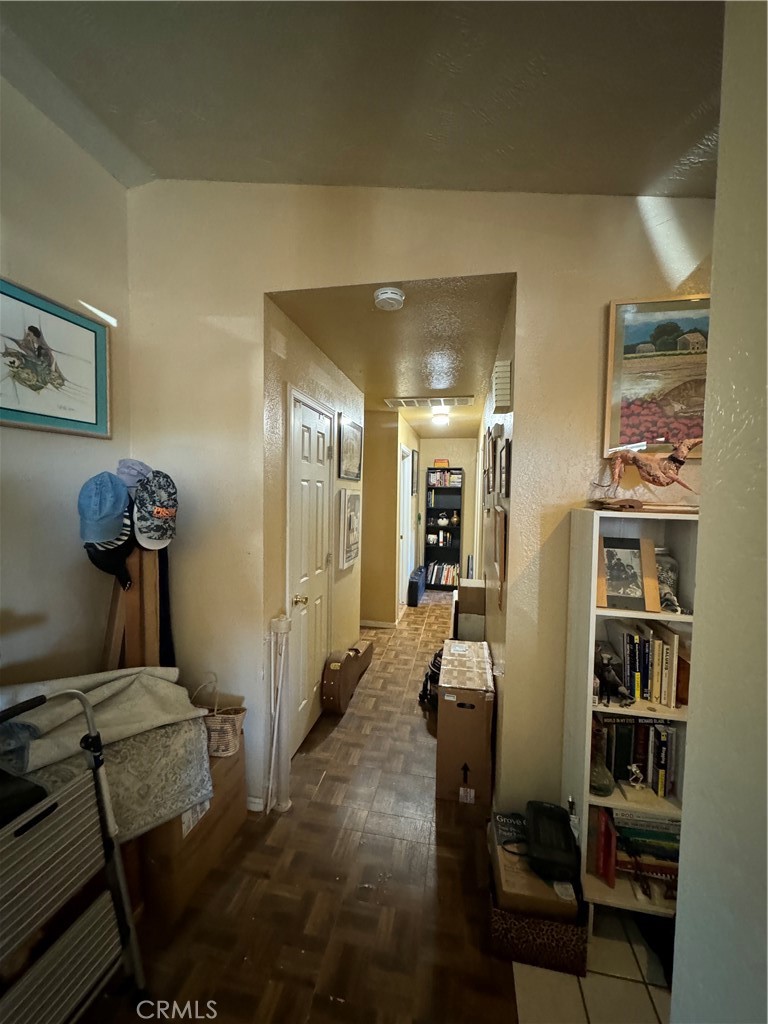 12780 Hacienda Road Phelan, CA 92371 - Photo 15 of 17