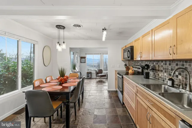 $425,000 | 738 Frst Dr Extension, Luray, VA 22835