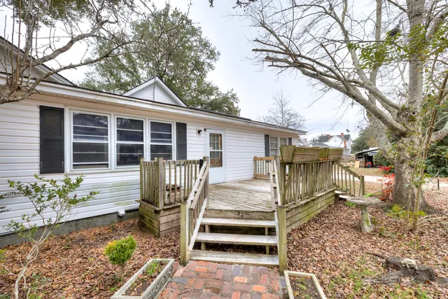 $169,900 | 227 North Church Street, Manning, SC 29102