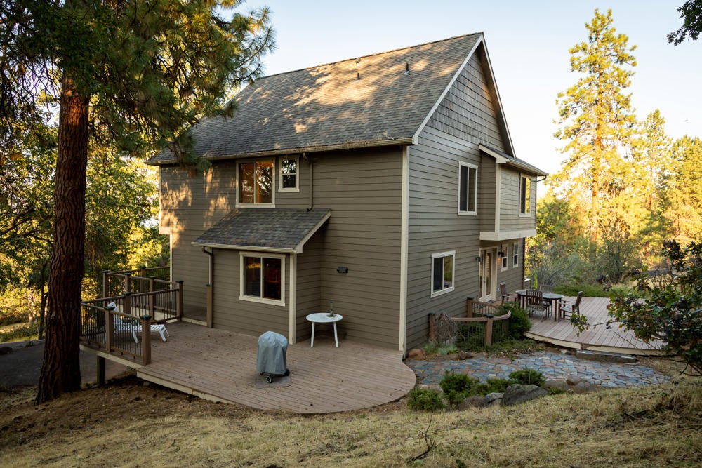 6818 Cooper's Hawk Road Klamath Falls, OR 97601 - Photo 10 of 43 6818CoopersHawkRd.-11