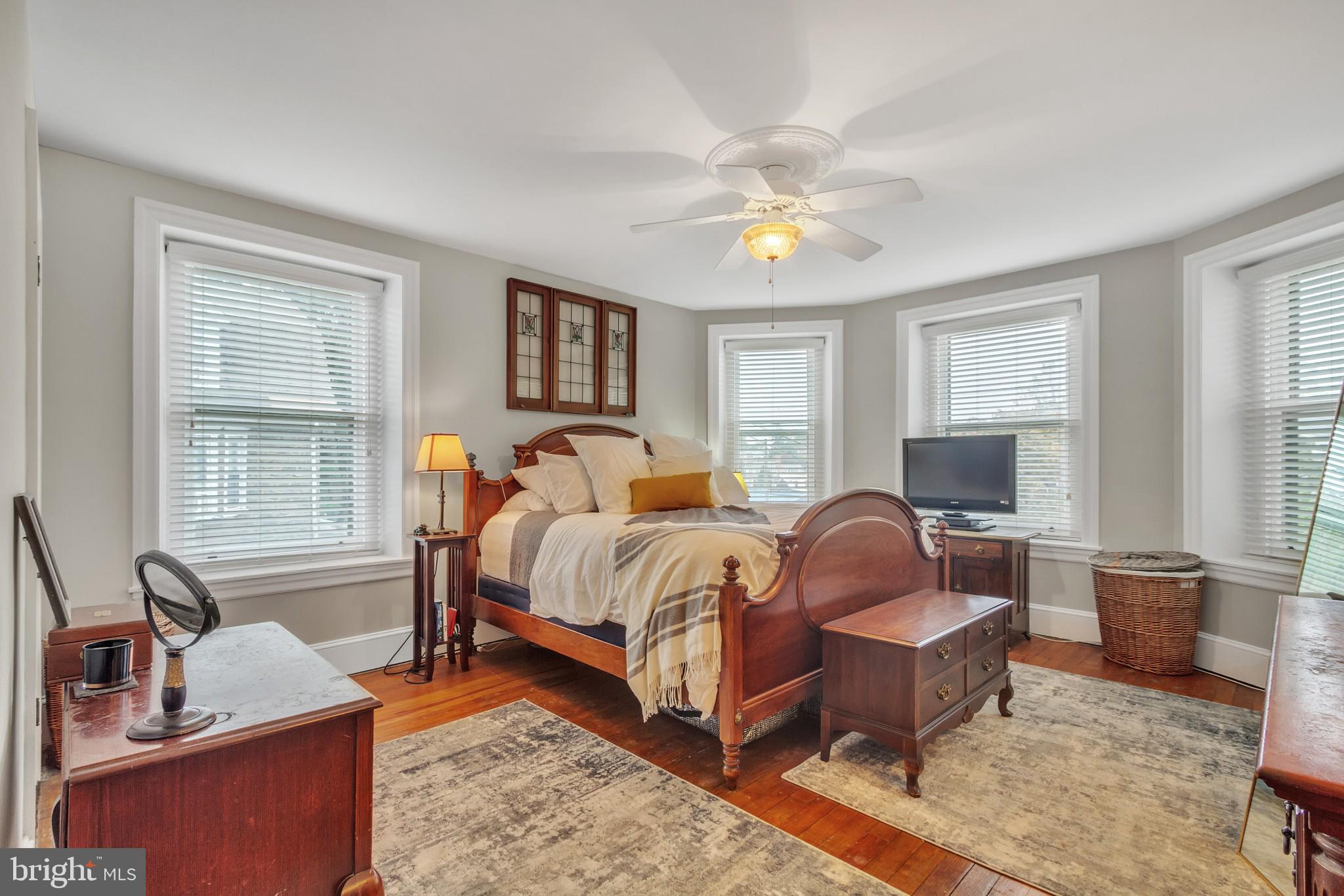 614 Washington Lane Jenkintown, PA 19046 - Photo 22 of 41 Master Bedroom