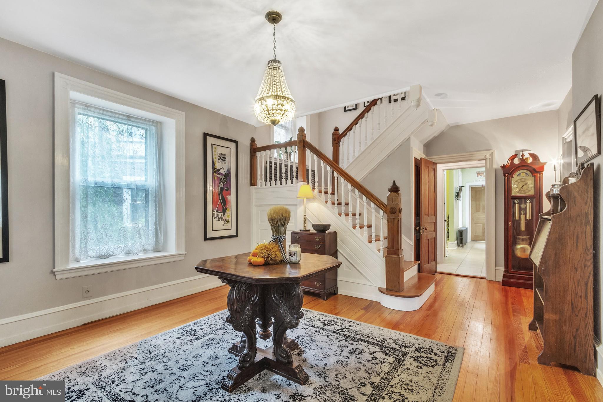 614 Washington Lane Jenkintown, PA 19046 - Photo 7 of 41 Foyer