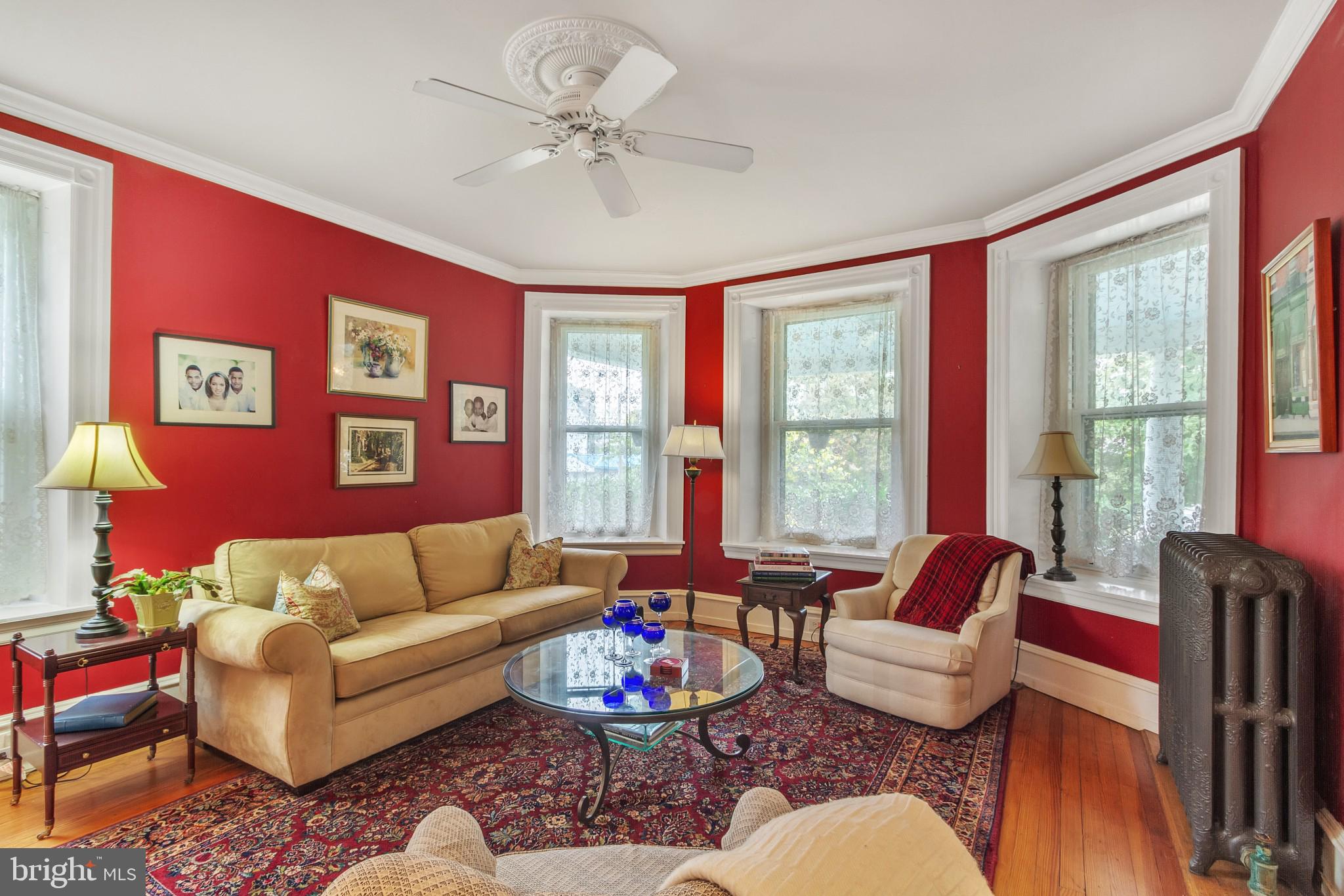 614 Washington Lane Jenkintown, PA 19046 - Photo 8 of 41 Living Room