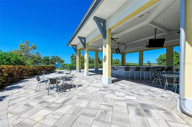 $1,300,000 | 295 Compass Point Drive, Unit 202, Bradenton, FL 34209