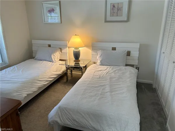 $2,800 | 509 Roma Court, Unit 201, Naples, FL 34110