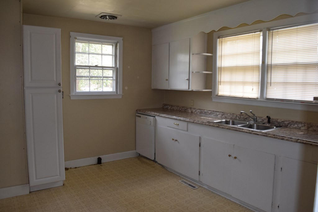 826 Brandy Road Aiken, SC 29801 - Photo 4 of 20