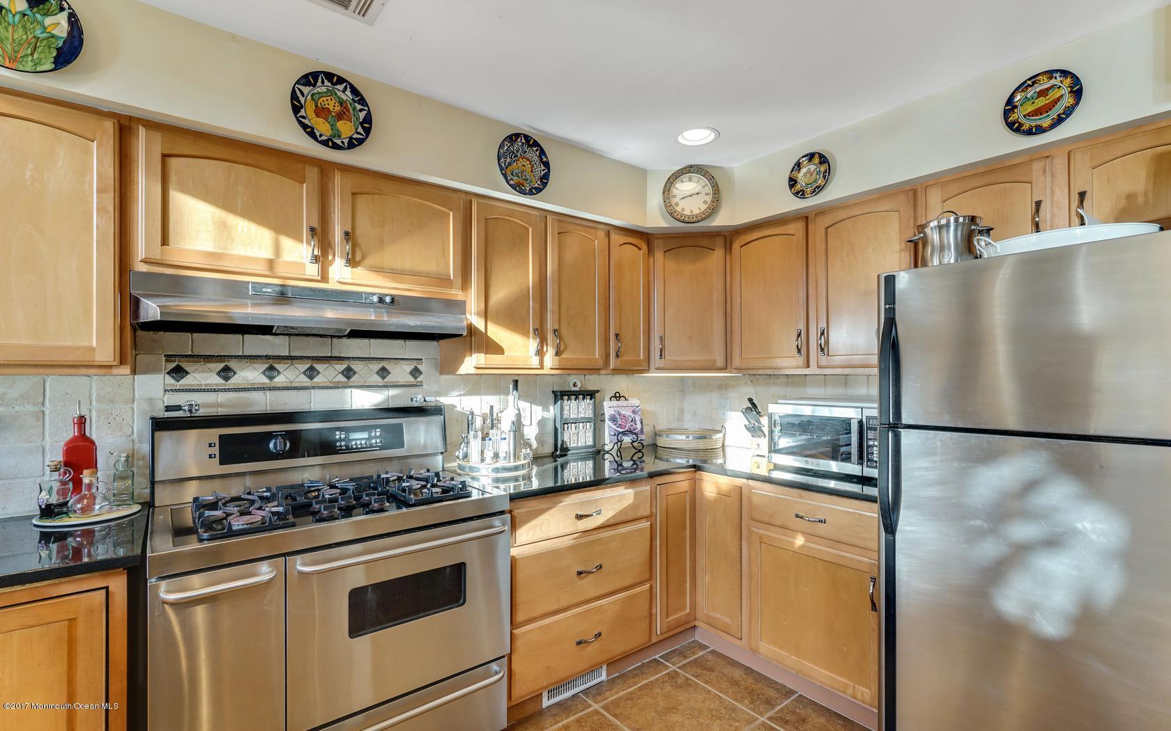 104 Seagoin Road Brick, NJ 08723 - Photo 18 of 35 16