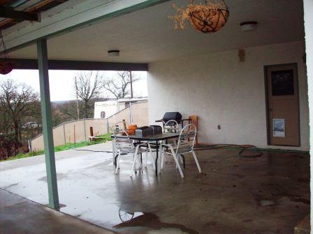 18800 Saddleback Ridge Road Cottonwood, CA 96022 - Photo 6 of 9 covered patio