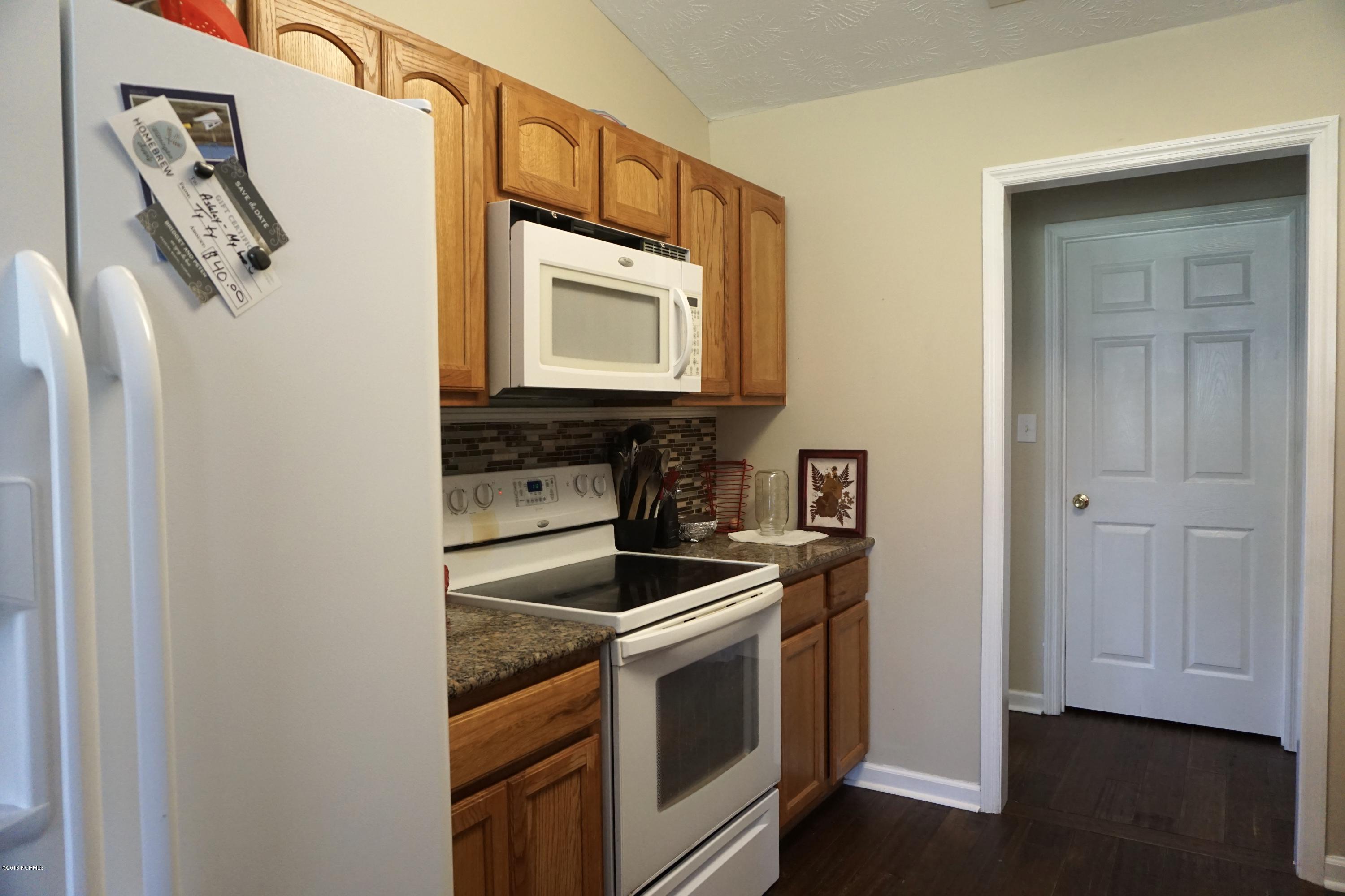 299 Fire Tower Road Richlands, NC 28574 - Photo 12 of 47 DSC02096