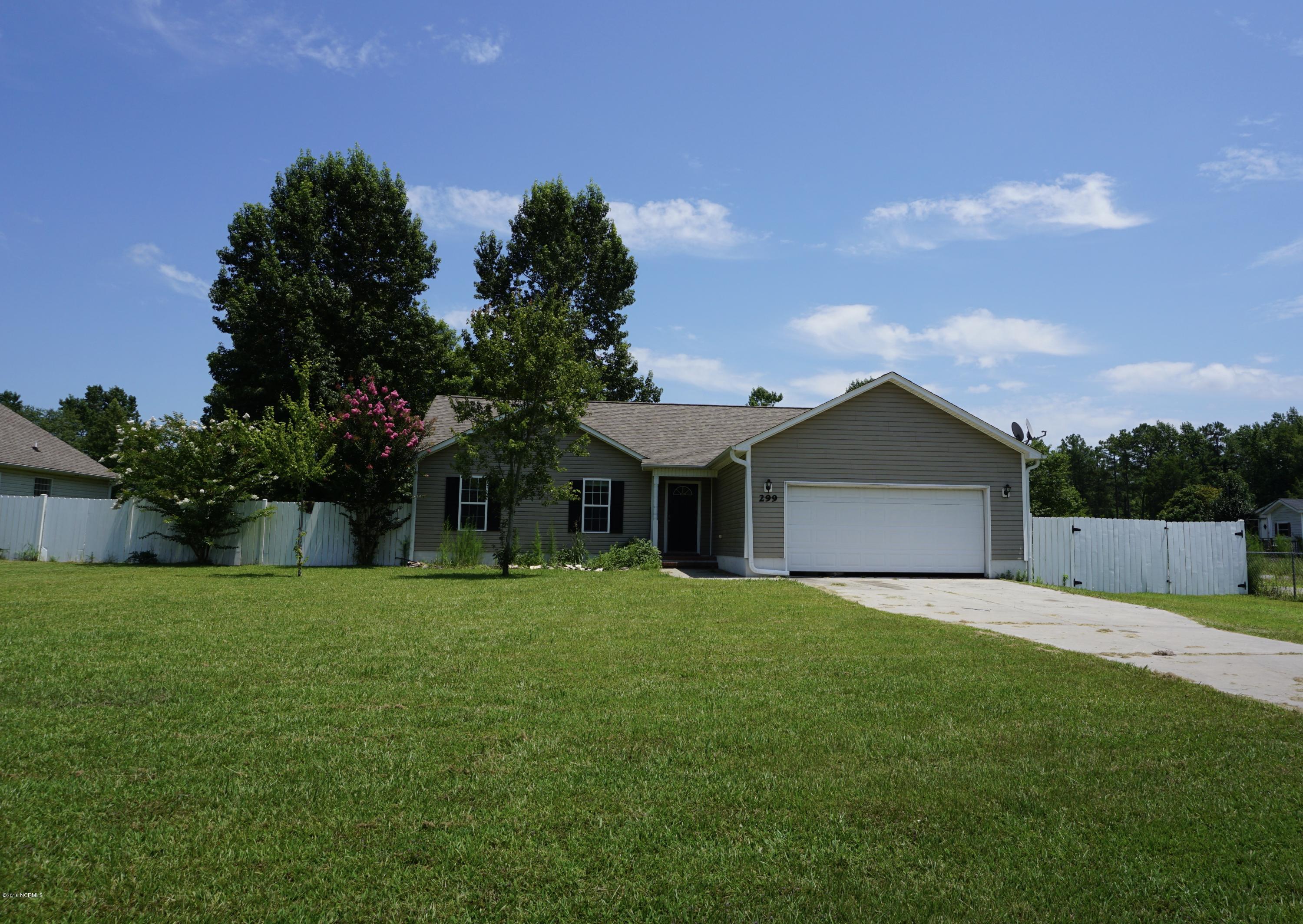 299 Fire Tower Road Richlands, NC 28574 - Photo 2 of 47 DSC02125