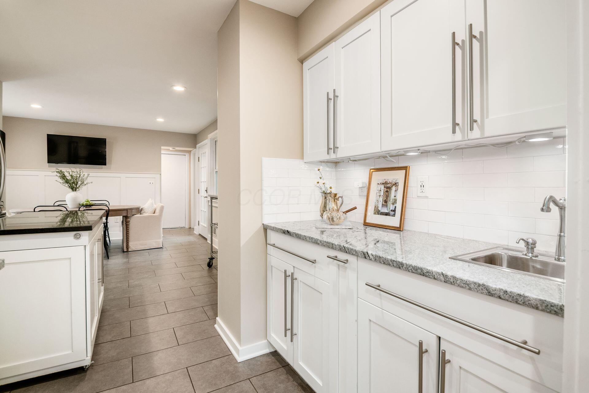 1841 Inchcliff Road Upper Arlington, OH 43221 - Photo 20 of 90 021_ Rd Columbus OH 43221 USA