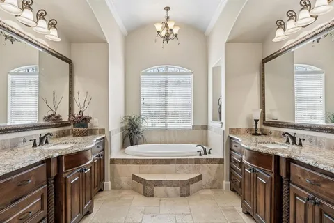 $999,000 | 8900 Augusta Drive, Granbury, TX 76049