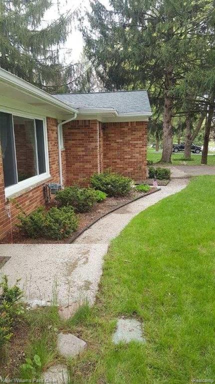 79 Nesbit Lane Rochester Hills, MI 48309 - Photo 4 of 37
