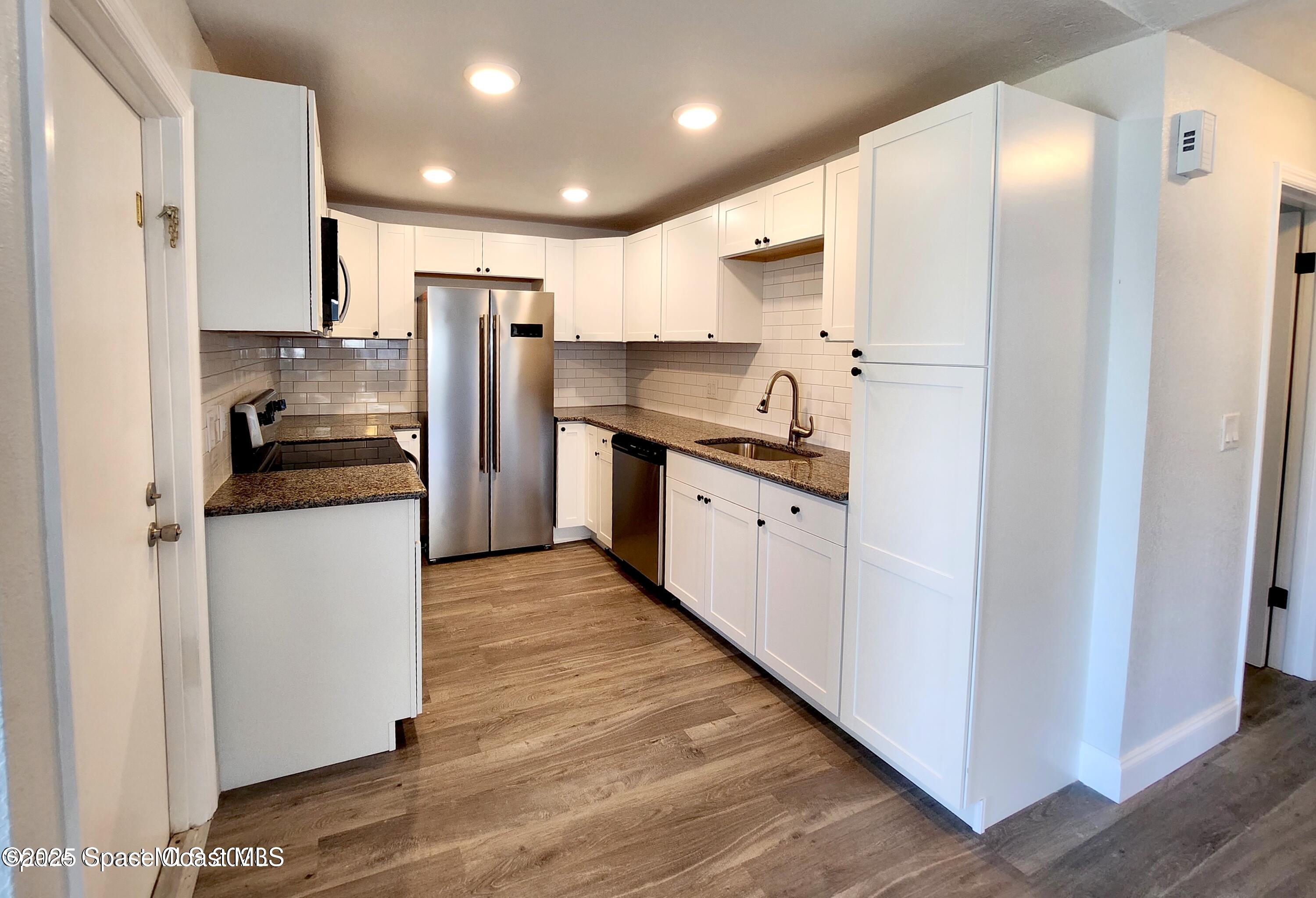 Undisclosed Address Satellite Beach, FL 32937 - Photo 4 of 9 20230201202758447493000000-o