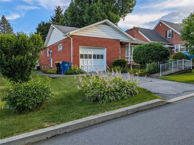 $189,000 | 308 East Highland Avenue, Ebensburg, PA 15931