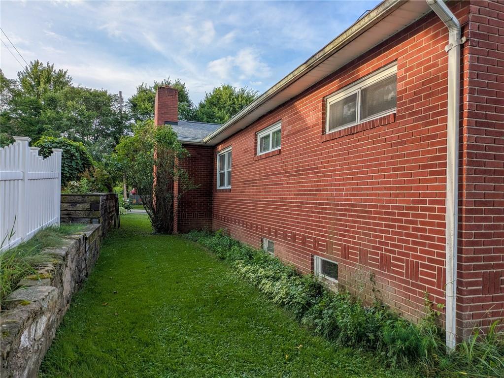 308 East Highland Avenue Ebensburg, PA 15931 - Photo 8 of 34