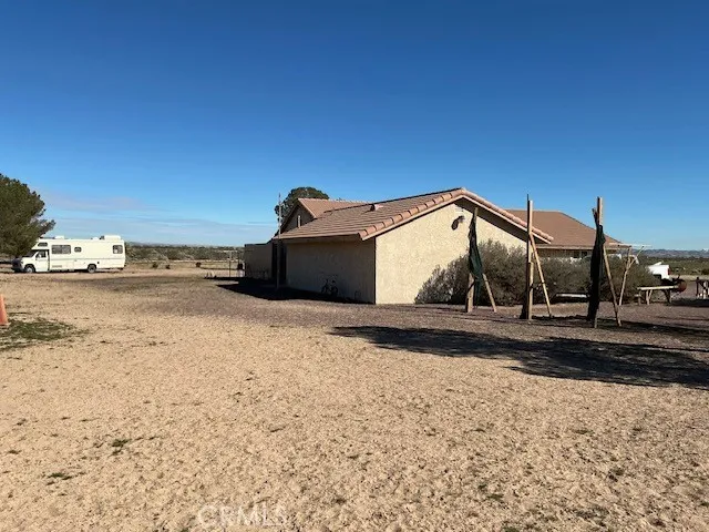$370,000 | 43326 Coventry Street, Newberry Springs, CA 92365