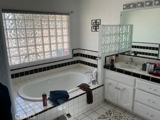 $370,000 | 43326 Coventry Street, Newberry Springs, CA 92365