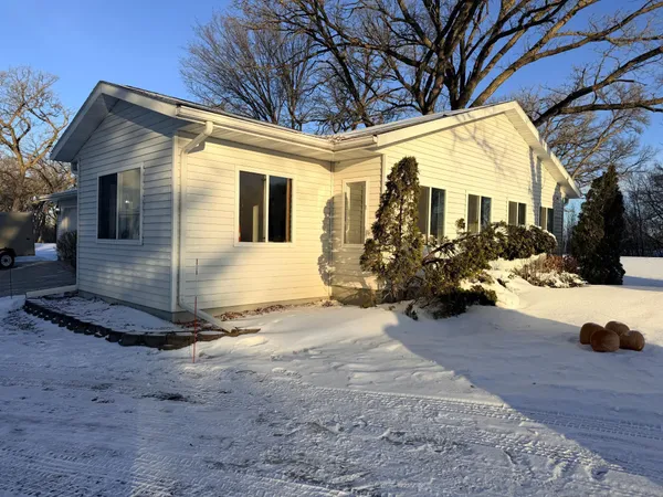 $599,900 | 17024 County Road 5, Hoffman, MN 56339