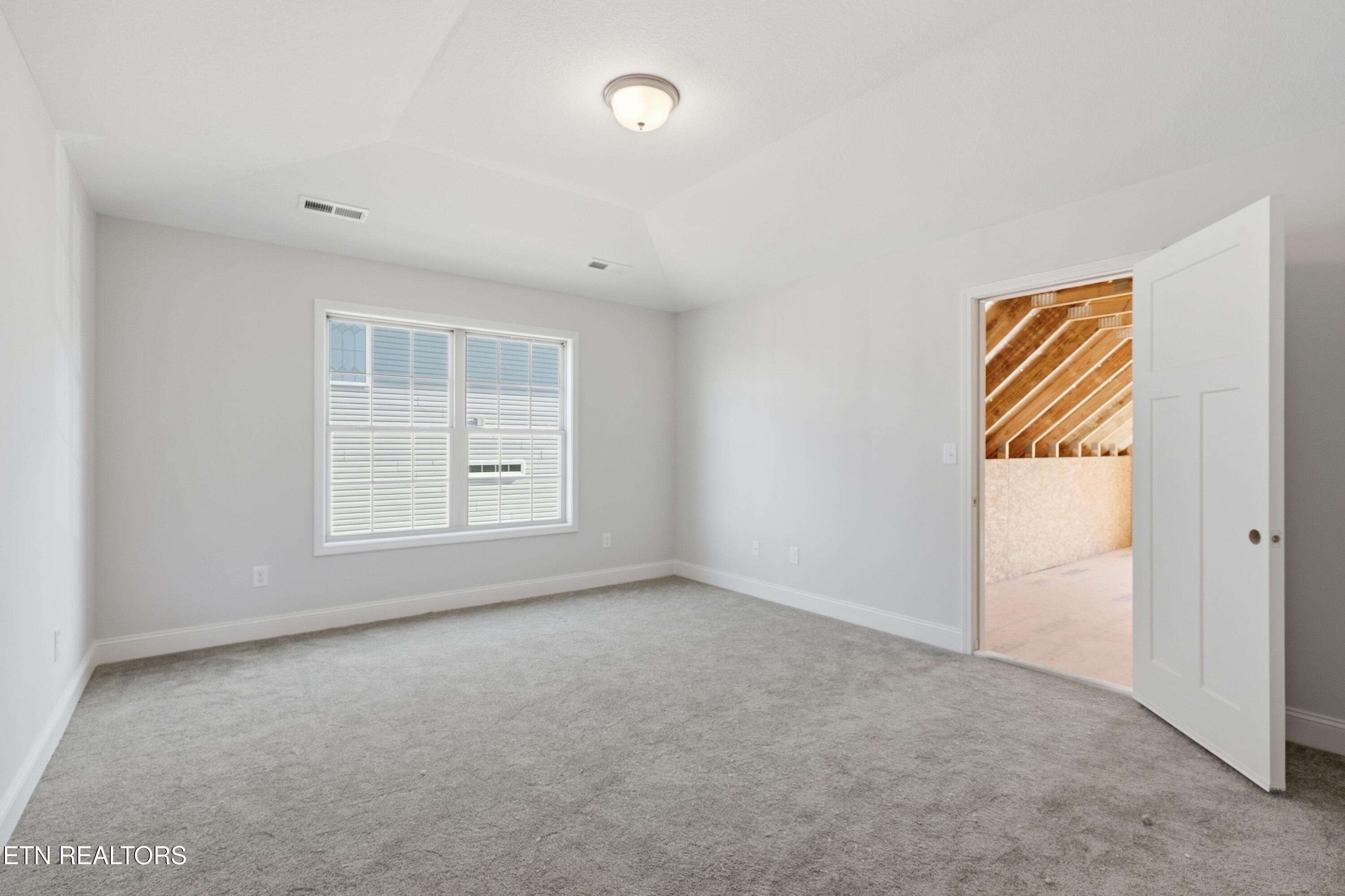 1885 Hickory Reserve Road Knoxville, TN 37932 - Photo 17 of 23 Bedroom #4 (Upstairs)