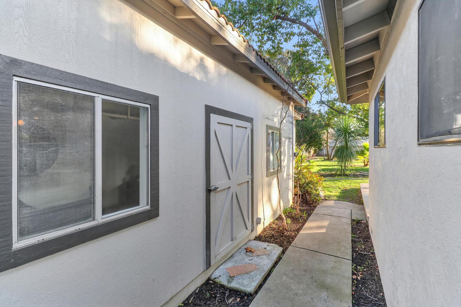 2860 Tioga Way Sacramento, CA 95821 - Photo 37 of 53