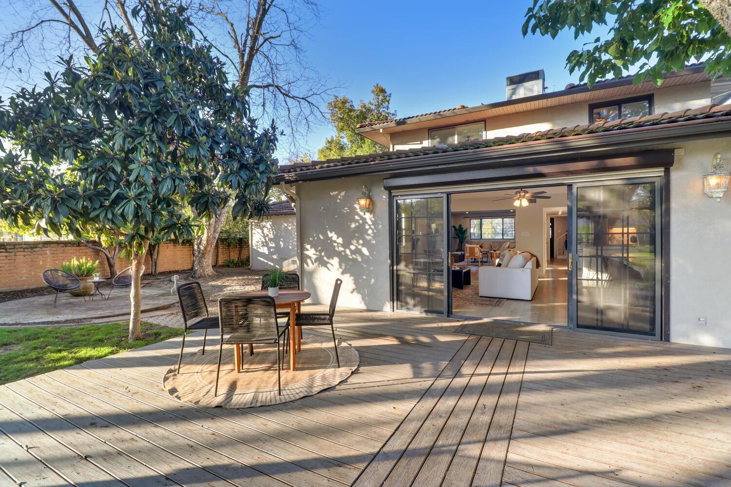 2860 Tioga Way Sacramento, CA 95821 - Photo 38 of 53 a view of a chairs and table on the patio