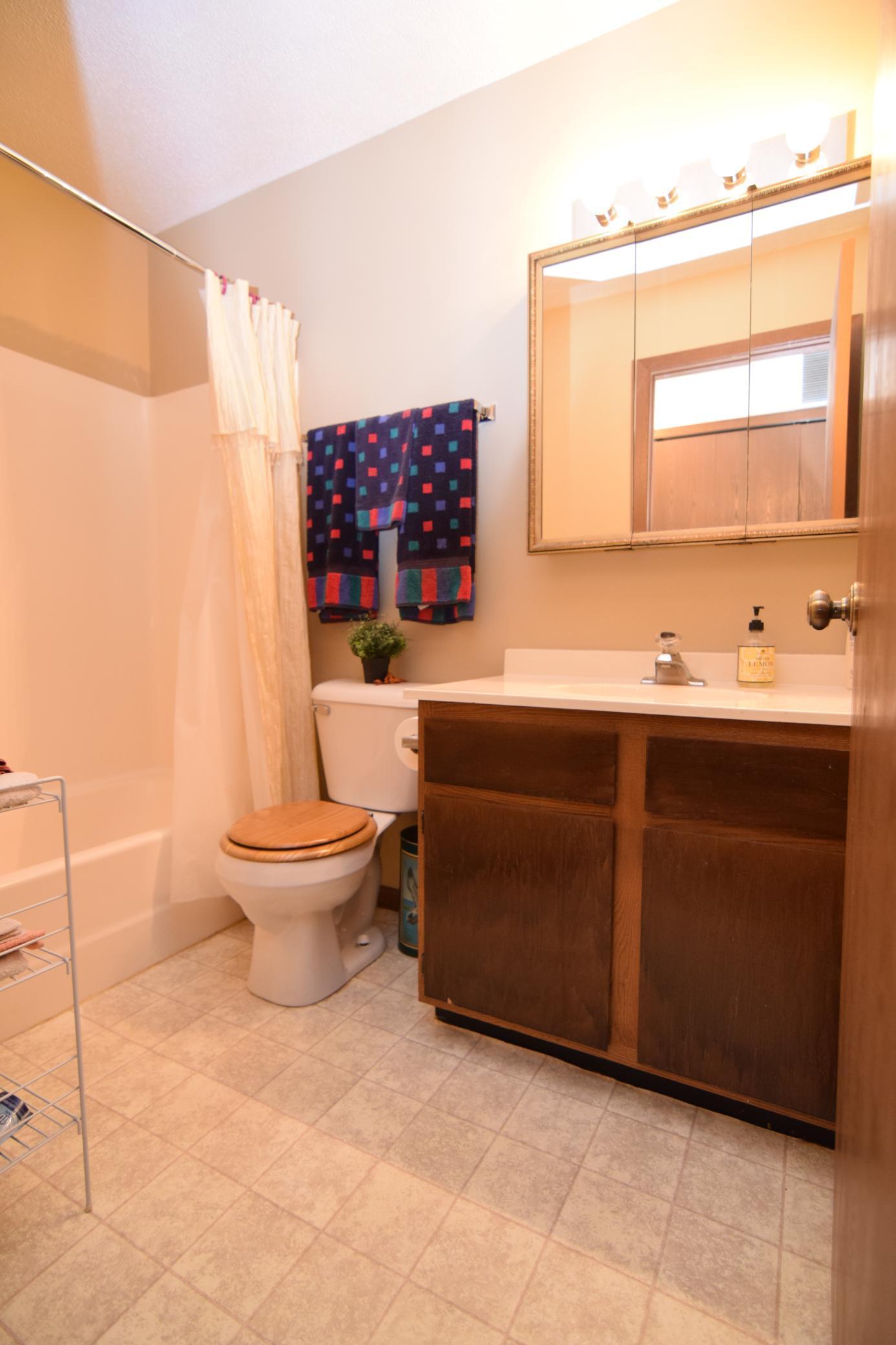 11039 Oregon Circle Bloomington, MN 55438 - Photo 18 of 23