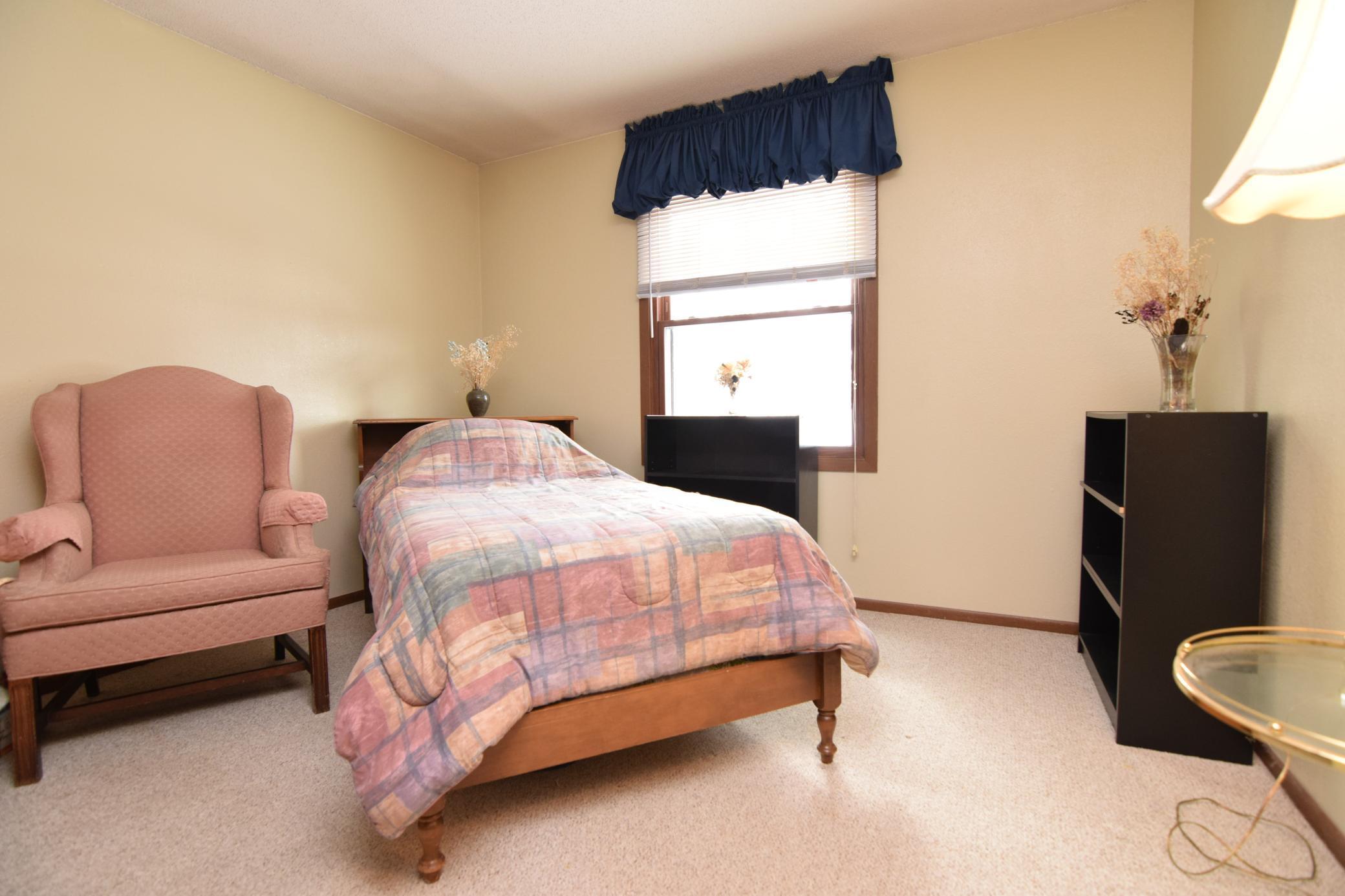 11039 Oregon Circle Bloomington, MN 55438 - Photo 19 of 23