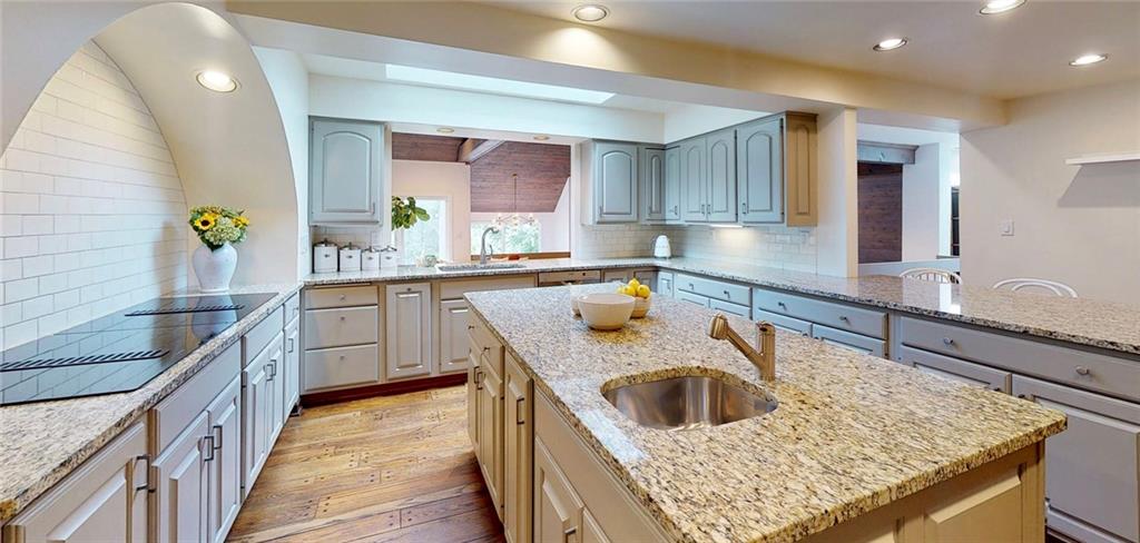 126 Riding Trail Lane Pittsburgh, PA 15215 - Photo 14 of 25