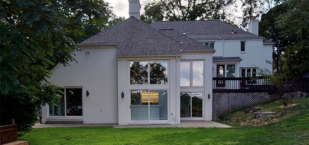 126 Riding Trail Lane Pittsburgh, PA 15215 - Photo 3 of 25