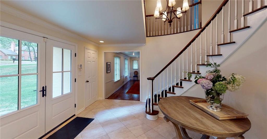 126 Riding Trail Lane Pittsburgh, PA 15215 - Photo 8 of 25