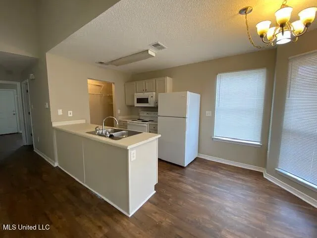 $1,400 | 10566 East Bay Tree Drive, Gulfport, MS 39503