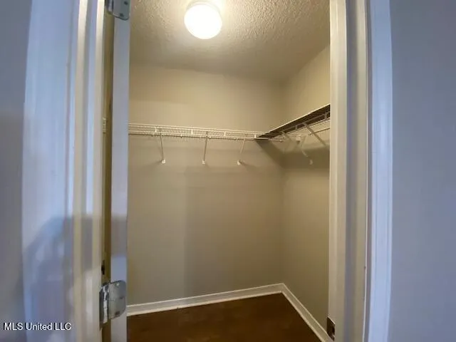 $1,400 | 10566 East Bay Tree Drive, Gulfport, MS 39503