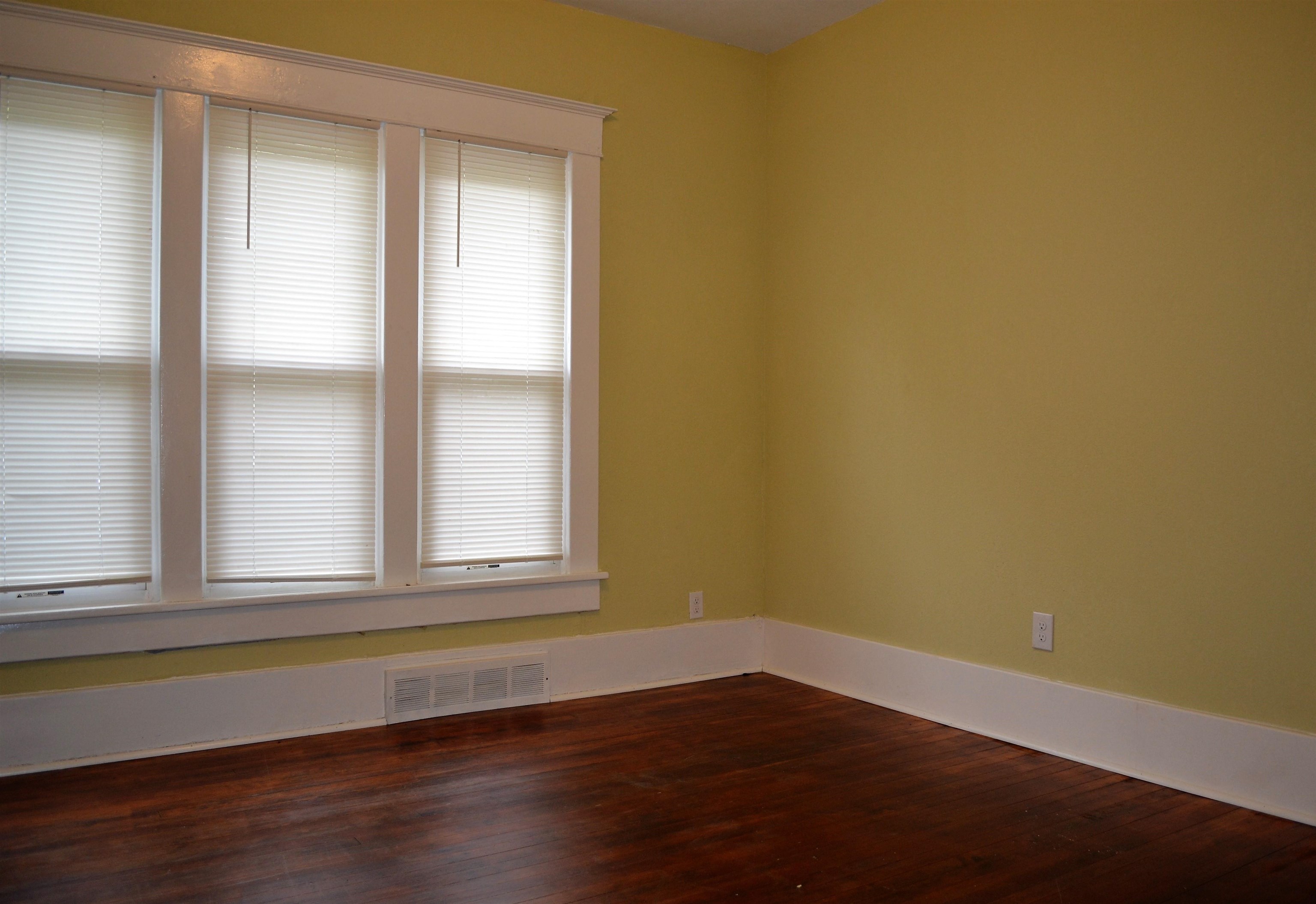 127 North Green Street Wichita, KS 67214 - Photo 13 of 17