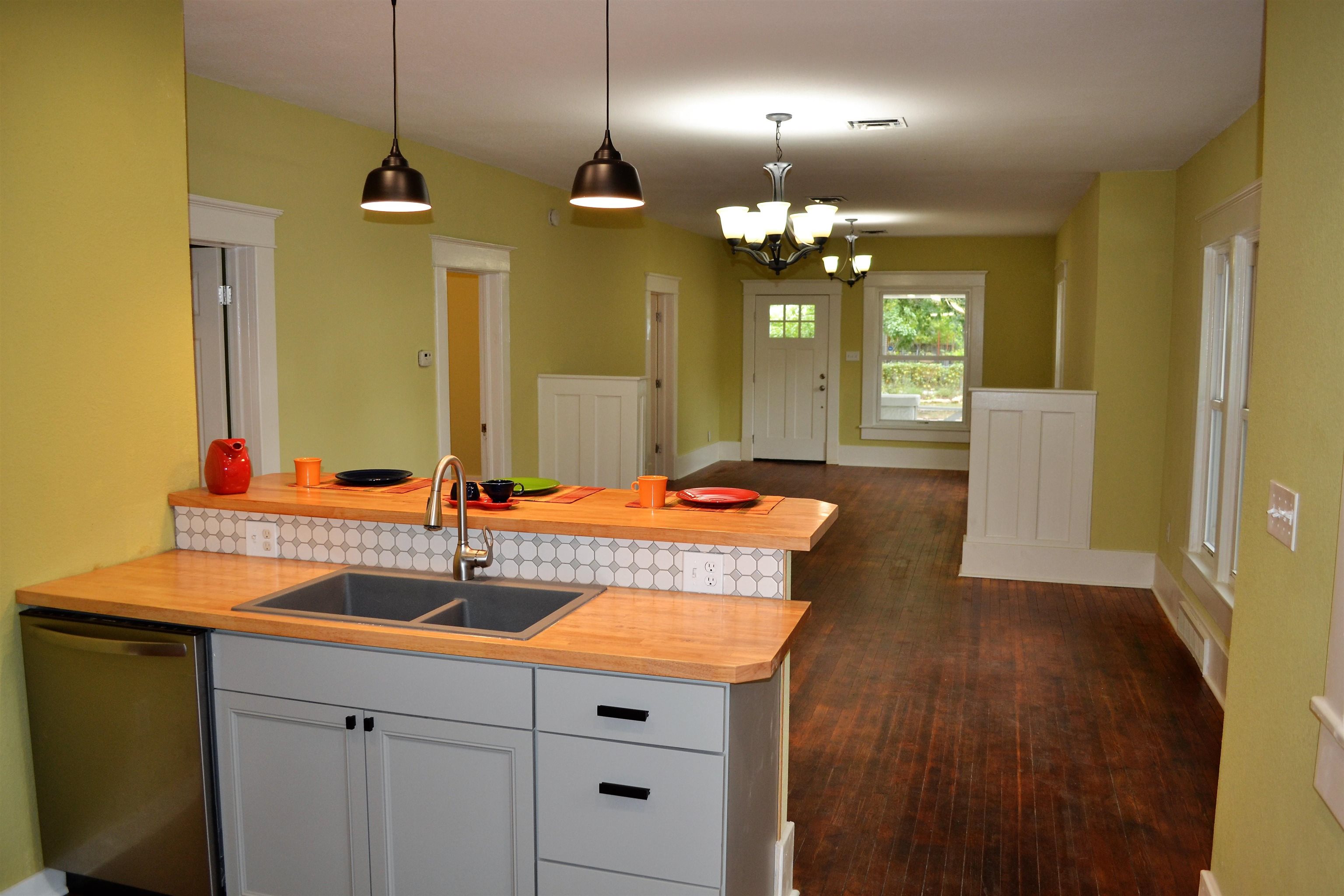 127 North Green Street Wichita, KS 67214 - Photo 7 of 17