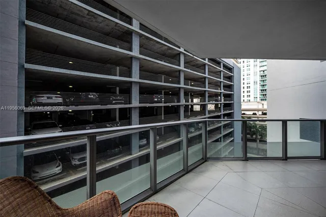$3,200 | 1300 Brickell Bay Drive, Unit 700, Miami, FL 33131