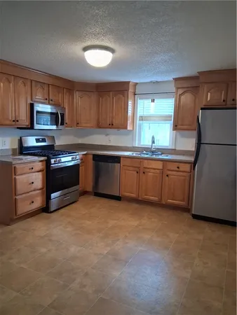 $269,900 | 381 Old River Road, Unit 3, Lincoln, RI 02838