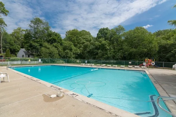$2,000 | 4 Universal Street, Unit 12, Framingham, MA 01702