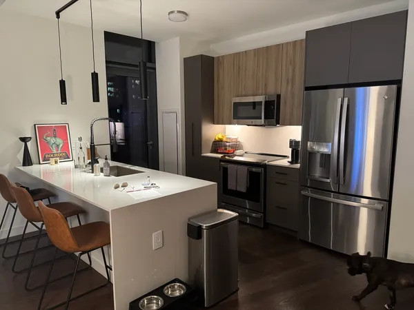 $5,488 | 350 North Canal Street, Unit 3106, Chicago, IL 60654