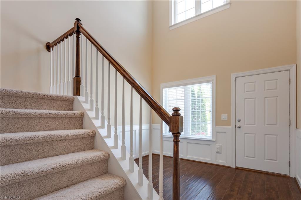 684 Nikyle Circle High Point, NC 27265 - Photo 3 of 22 Gallery Image 3