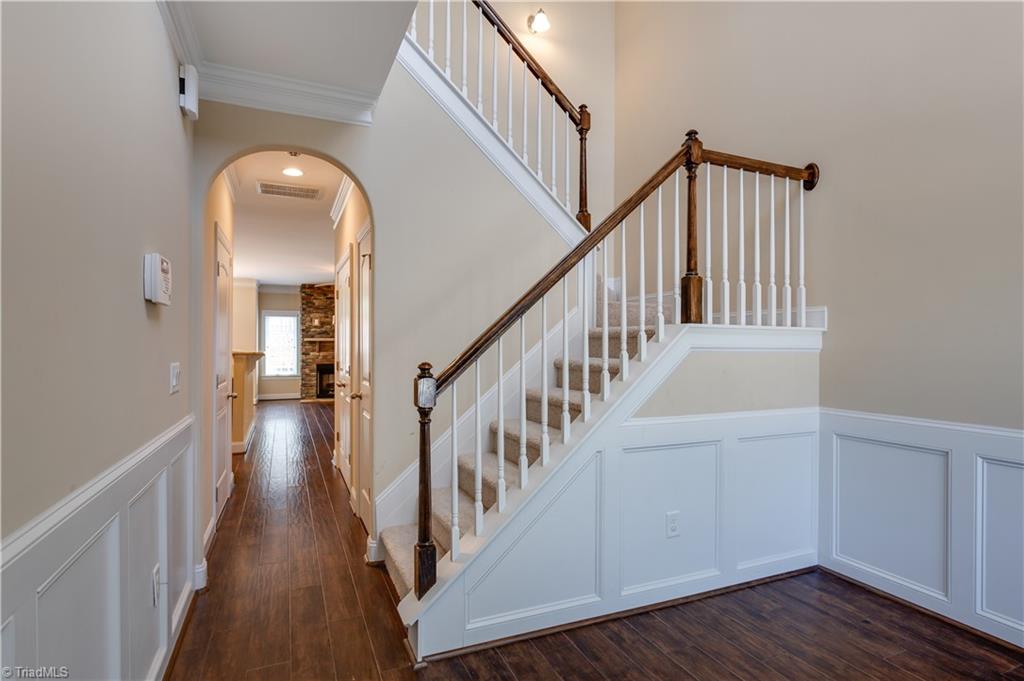 684 Nikyle Circle High Point, NC 27265 - Photo 4 of 22 Gallery Image 4