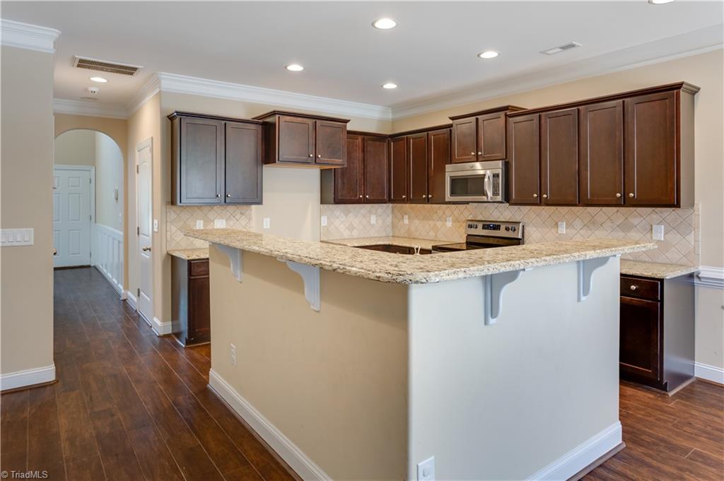 684 Nikyle Circle High Point, NC 27265 - Photo 5 of 22 Gallery Image 5
